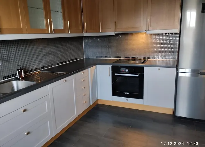 Quarto em Acomodações Particulares Available, 35 Min To Oslo And Airport